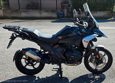 GS 1300 Triple Black ASA