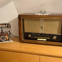 Radio a valvole Philips BI561A