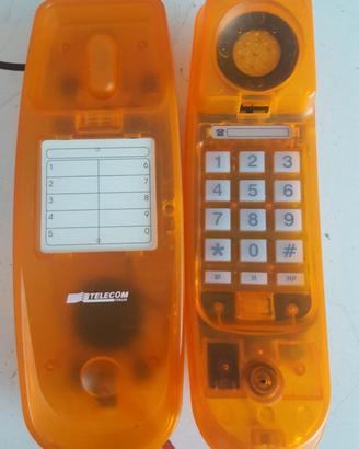 Telefono fisso con tasti alla cornetta 