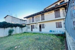 PORZIONE DI BIFAMILIARE A LANZO TORINESE