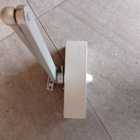 Chiudiporta aereo mab