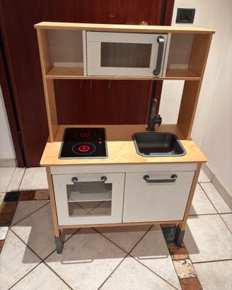 cucina giocattolo per bambini