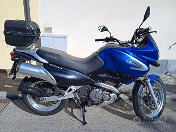Suzuki 650 FREEWIND