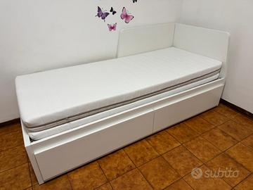 Letto IKEA FLEKKE