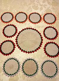 Sottobicchieri e sottopiatto all’uncinetto