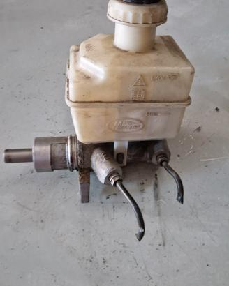 Pompa freni con vaschetta Land Rover Discovery 3 7