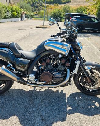 Vmax 1700 Carbon
