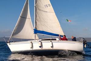 barca a vela cabinato 7 metri