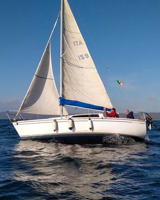 barca a vela cabinato 7 metri