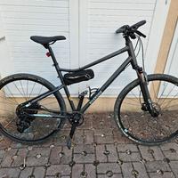 Bici Trekking Riverside 900 