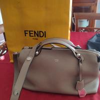 BORSA ORIGINALE FENDI . BAULETTO BY DE WAY LARGE