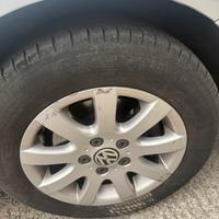 4 cerchi gommate per volswagen golf