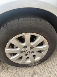 4 cerchi gommate per volswagen golf