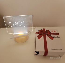 Lampada LED con lavagna luminosa