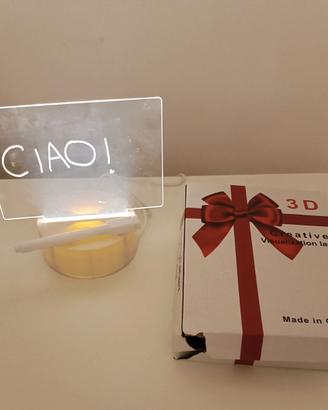 Lampada LED con lavagna luminosa