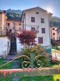 Casetta singola in via per Schievenin