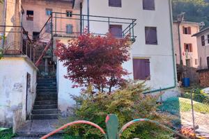 Casetta singola in via per Schievenin