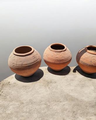 4 vasi terracotta oriolo presimibile Caltagirone