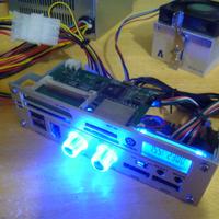Multicard Reader con regolatore ventole illuminato