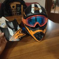 Casco axo e mascherina Fox