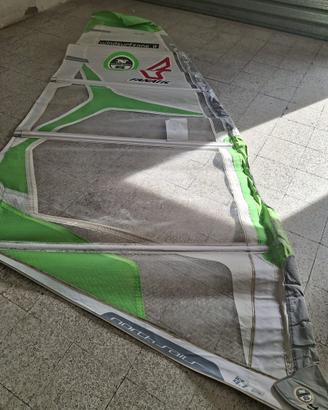 Vela windsurf 4.7 North