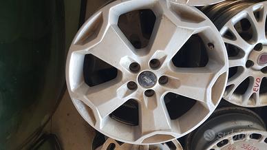 Ford 4 cerchi in lega R18 attacco a 5 bulloni