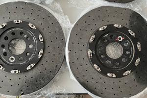 Impianto frenante carboceramico