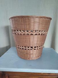 Cesto in rattan