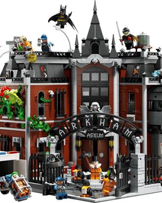 LEGO 76300 Arkham Asylum