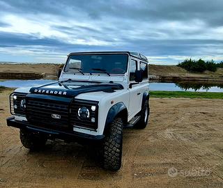 LAND ROVER DEFENDER 90 TD5