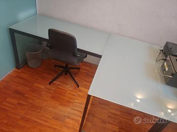 Postazione co-working in studio