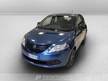 Lancia Ypsilon 1.0 firefly hybrid silver plus s&s