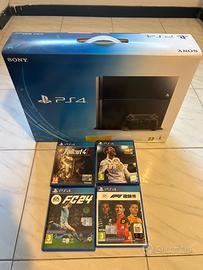 PlayStation 4 , 2 joystick +giochi ps4