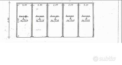 Box in metallo condonato in Via Arigni