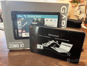 Navigatore satellitare specifico per moto