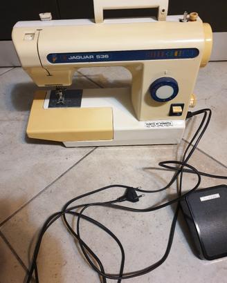 macchina da cucire Jaguar 536