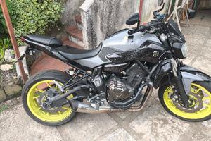 MT07 2016 A2