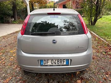 Fiat grande punto 1200 benzina 2007 - 60000 km