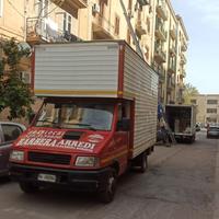 Sgomberi Traslochi noleggio scala