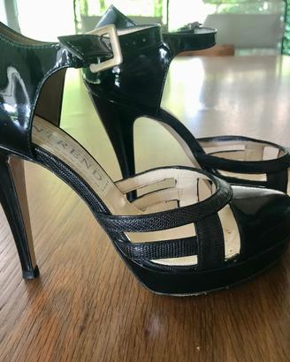 Scarpe con tacco vernice Max Mara