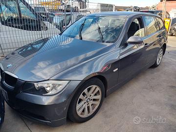 Ricambi usati Bmw E91 320d  del 2008