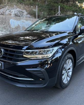 VOLKSWAGEN Tiguan 2.0 TDI 150 CV SCR DSG Life