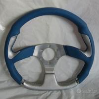 Volante tuning per auto universale ISOTTA