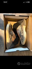 Yeezy QNTM Basketball 42 2/3 EU