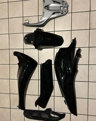 carene lato destro sh125 2024 LEGGERE DESCRIZIONE!