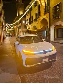 Volkswagen VW Tiguan ibrida R line - PERMUTE