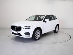 VOLVO XC60 (2017--->)  D4 AWD Geartronic Busines