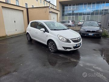 Opel corsa 1.3 cdti diesel neopatentati 5p