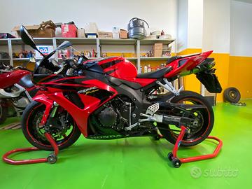 Honda cbr 1000 rr