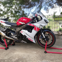Yamaha R6